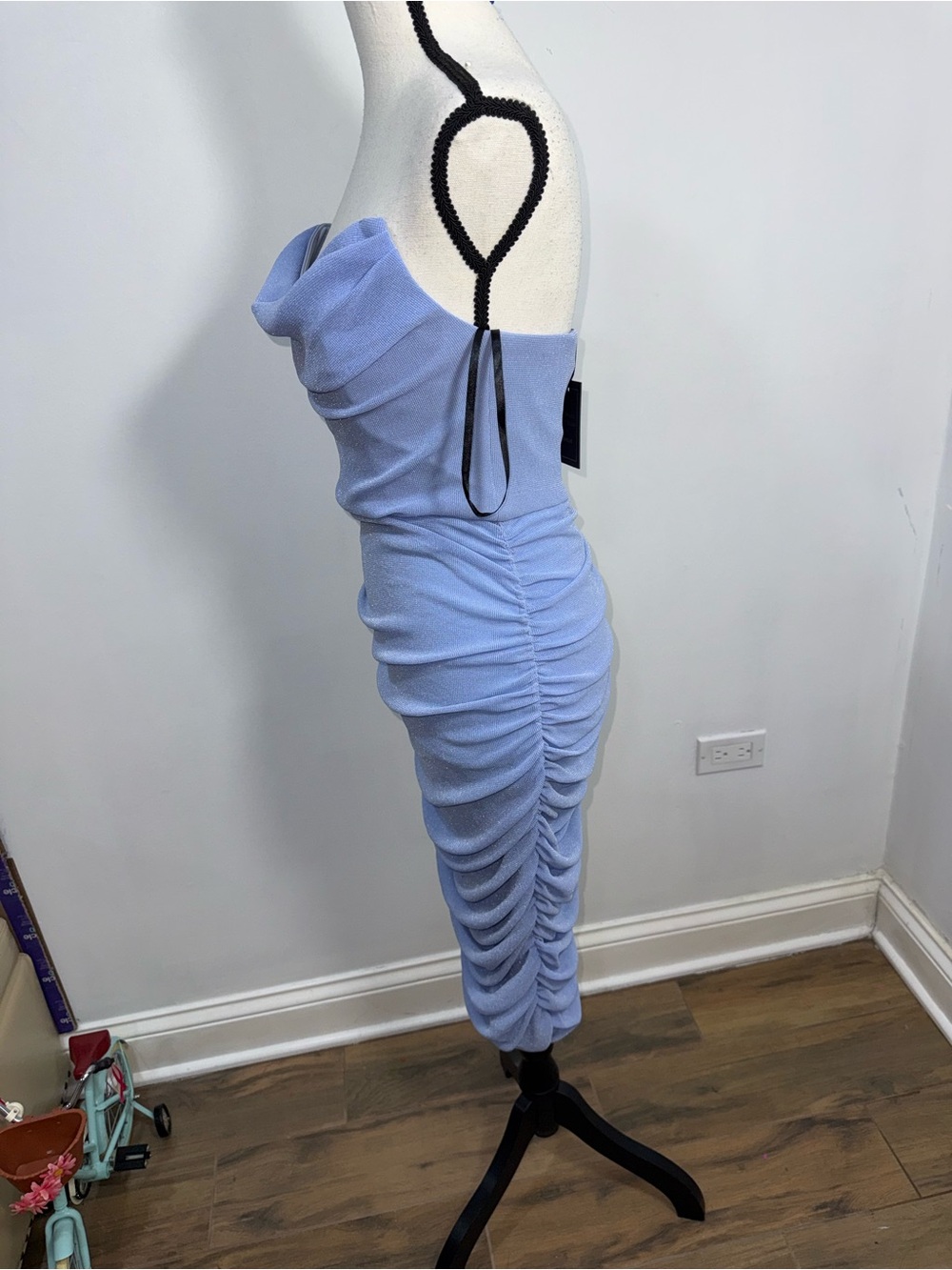 Strapless Ruched Midi Dress in periwinkle blue - Picture 6 of 10